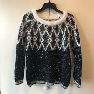 Cute sweater. Size Xs.